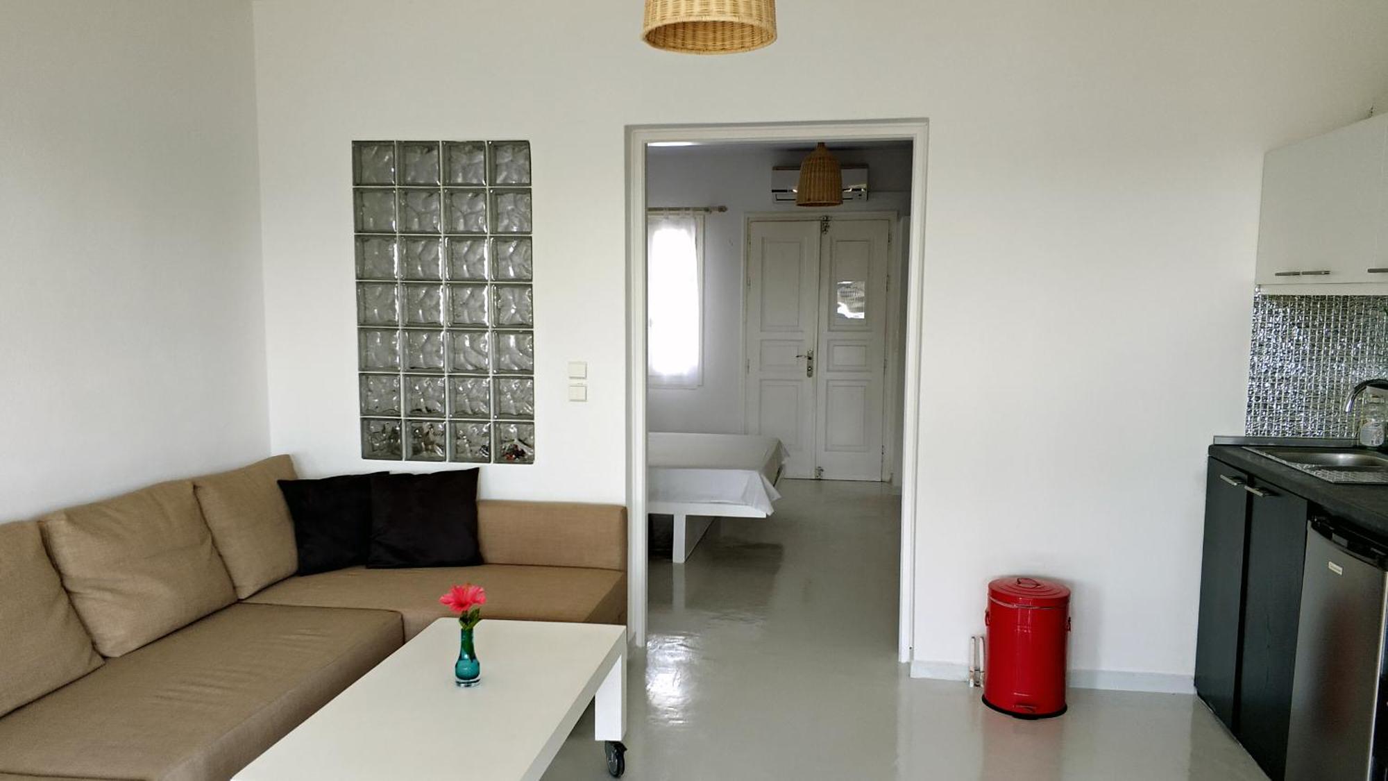 Apartment Handrina