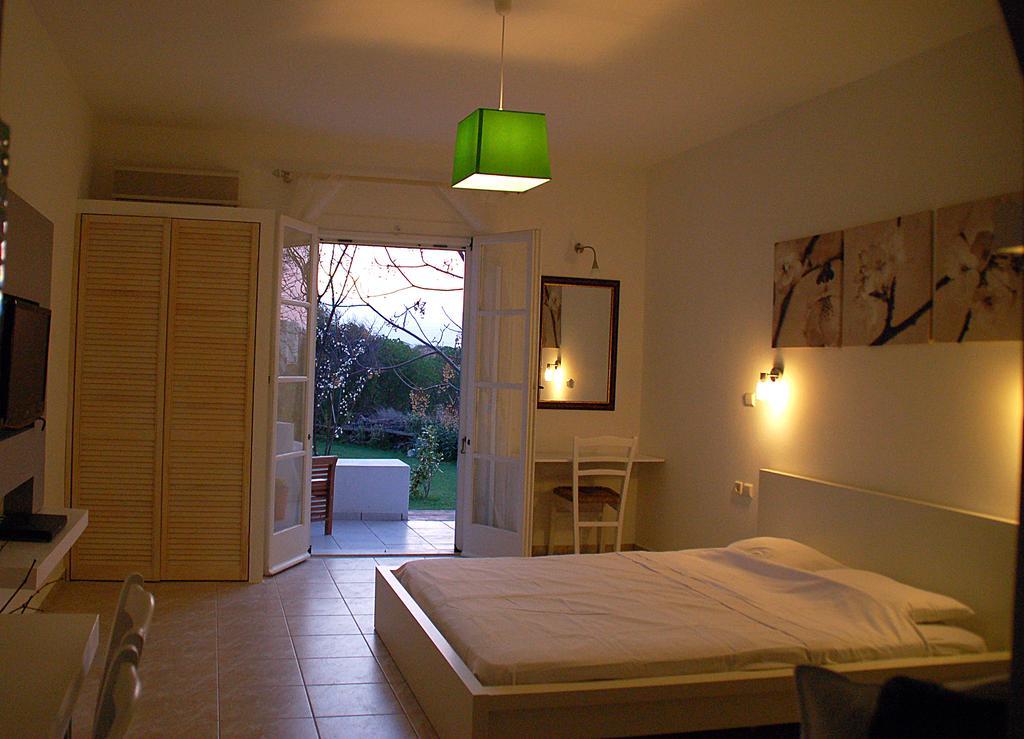 Handrina Apartment Naxos City